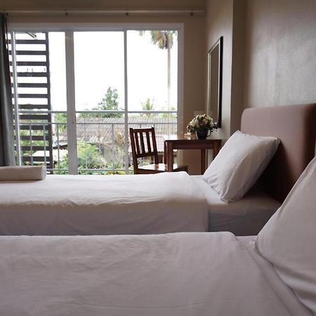 Chompu Nakarin Apartment Trang Esterno foto