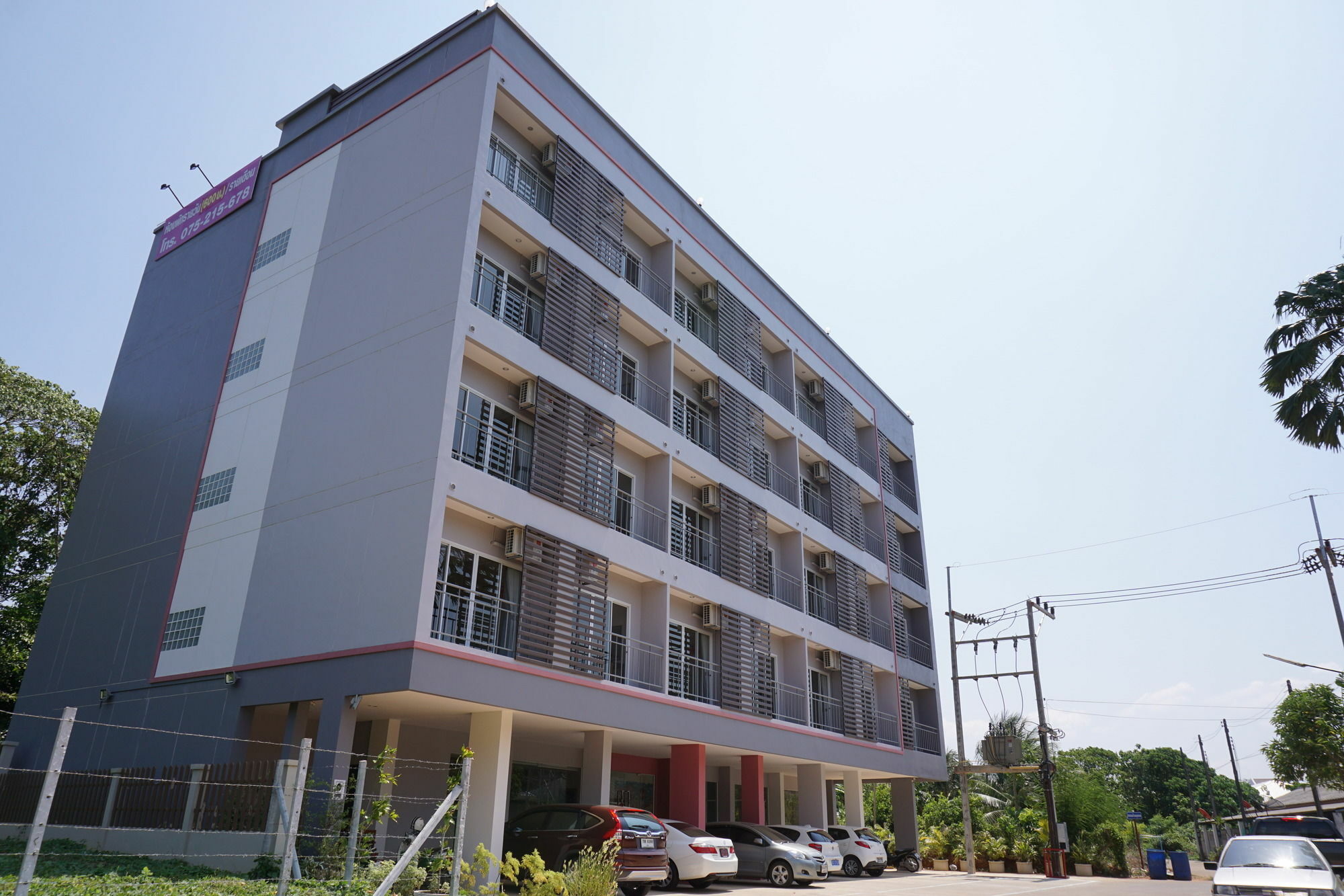 Chompu Nakarin Apartment Trang Esterno foto